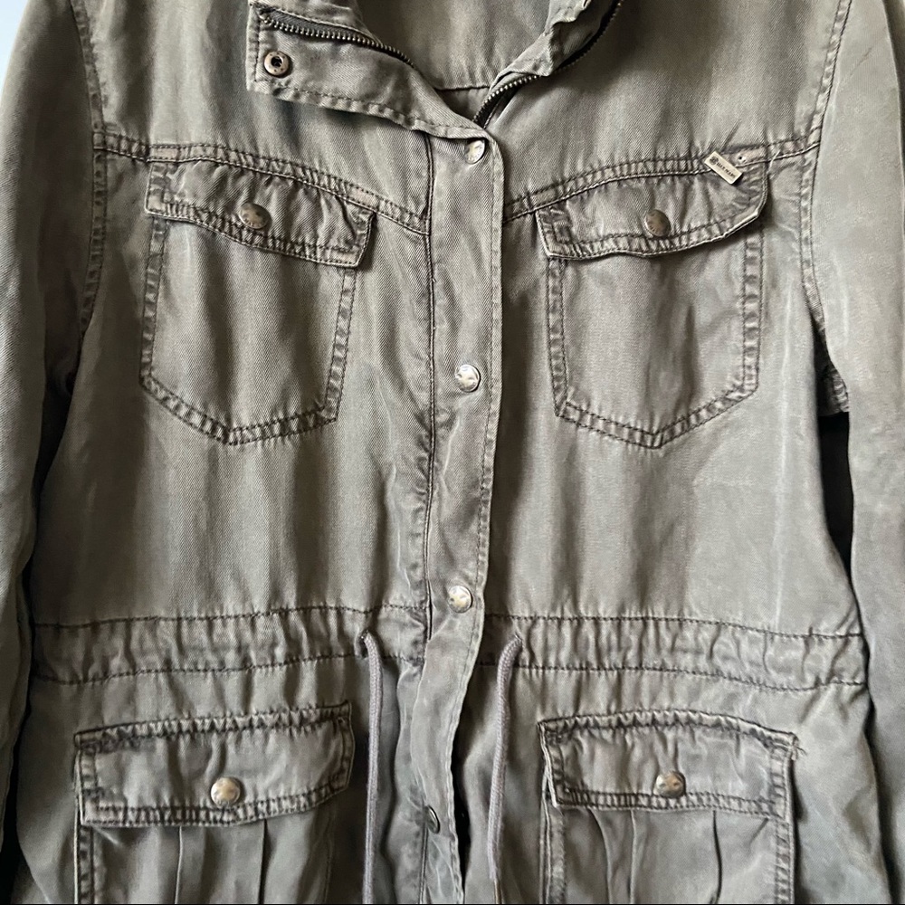 Jacket - Picture 3 of 6